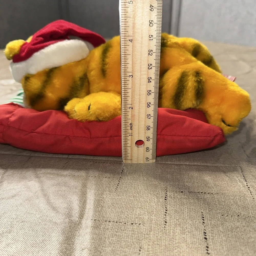 Dakin Fun Farm Christmas Garfield 1981 Plush Nap Time on Pillow Sleigh